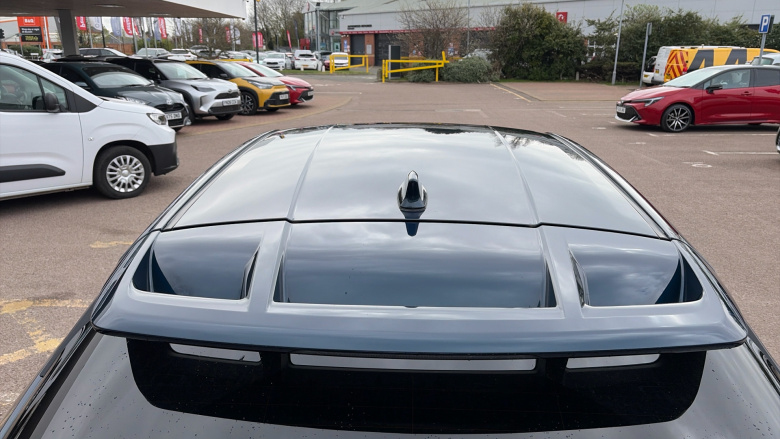 Toyota C-HR 1.8 Hybrid Design 5dr CVT Hybrid Hatchback